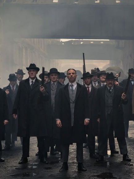 THE ART OF ELEGANCE: PEAKY BLINDERS STYLE