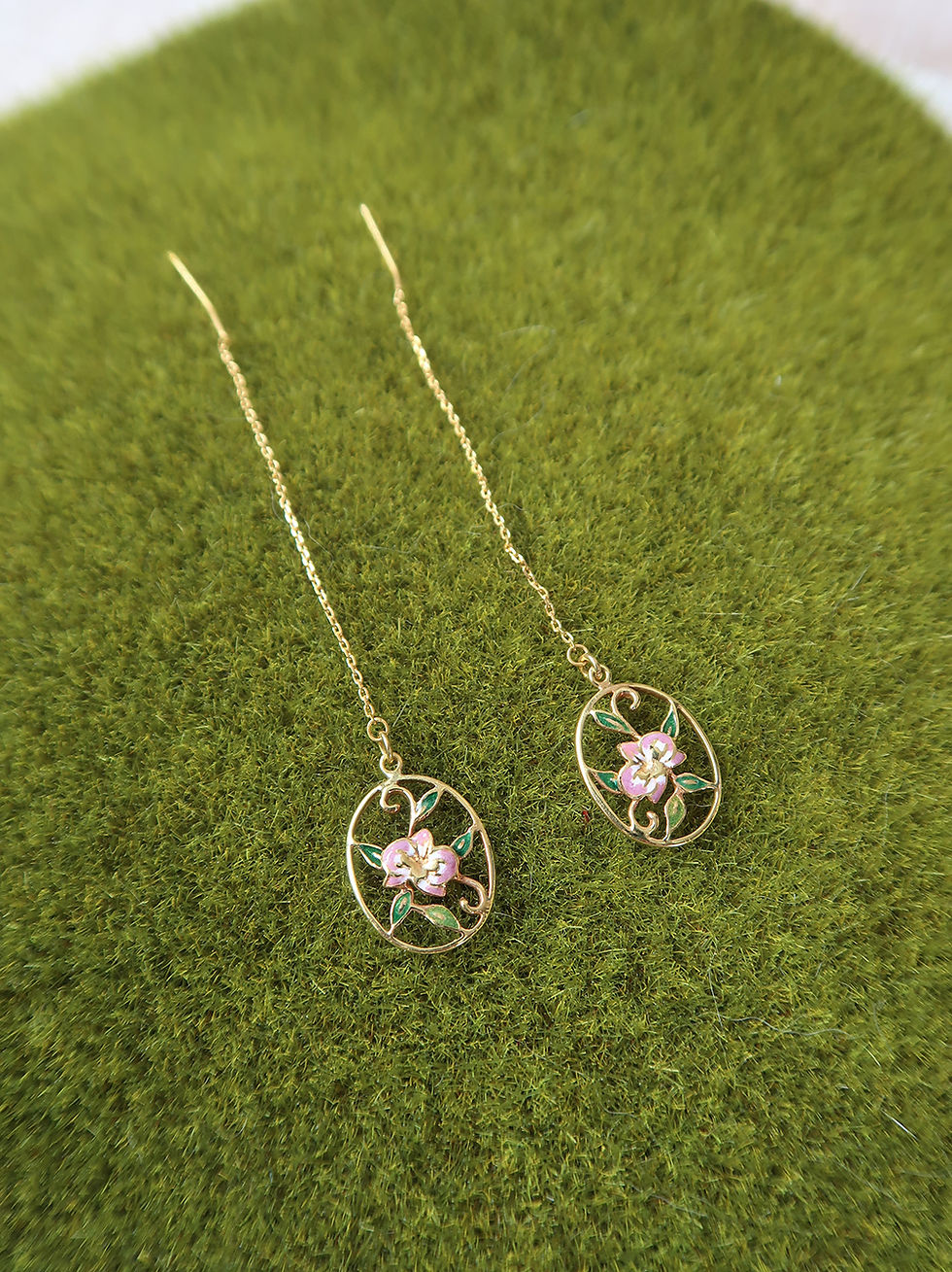 Thumbnail: New: Enamel Dangling Earring Orchid 20K