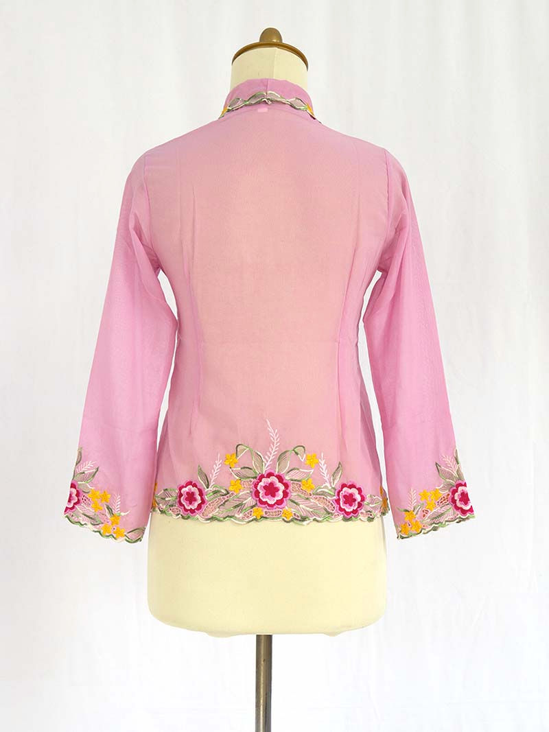 Thumbnail: Size XS: Pink Flowers on Baby Pink Kebaya