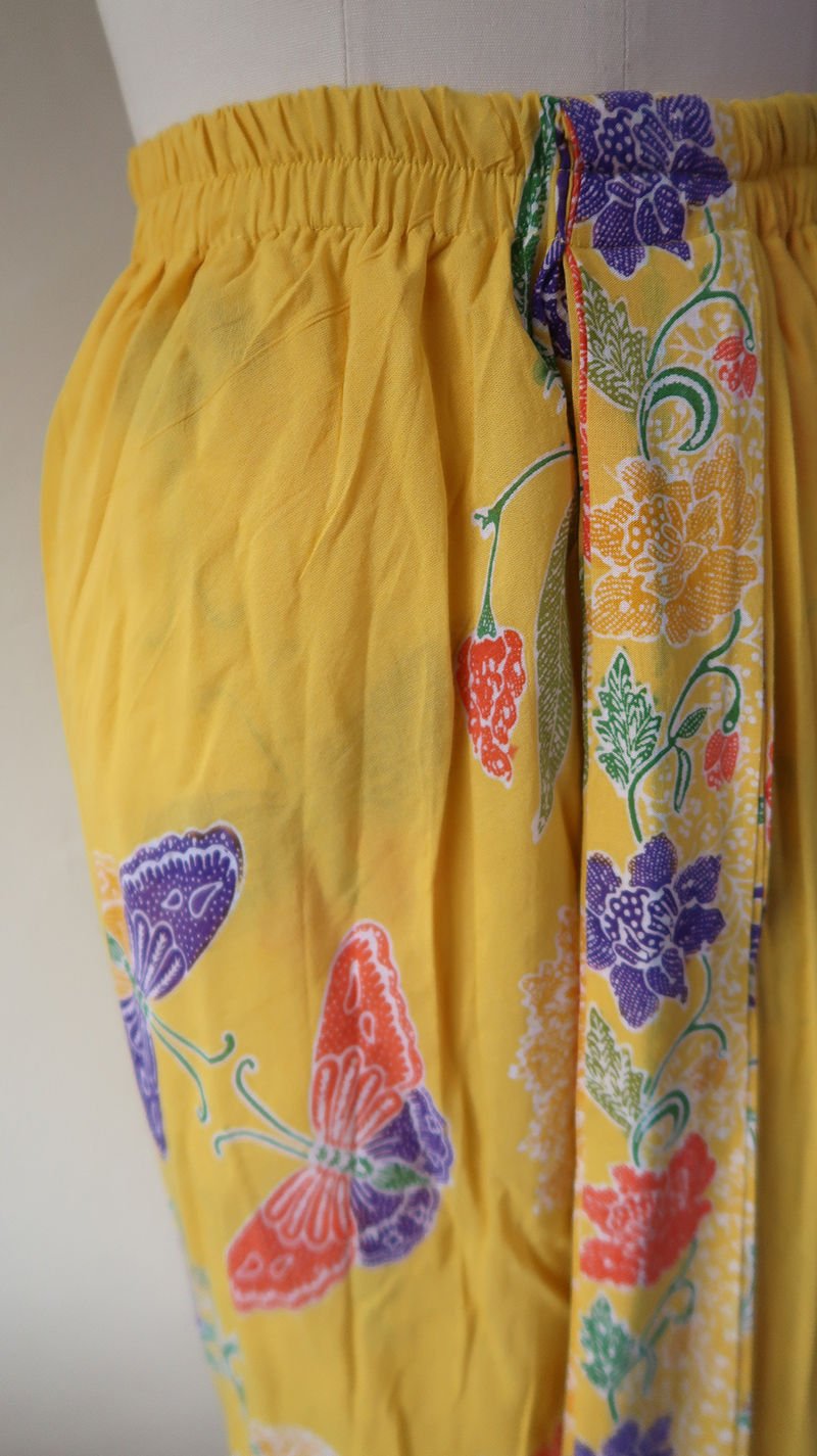 Thumbnail: Sarong Rubberised Skirt Yellow. Size XL-XXL
