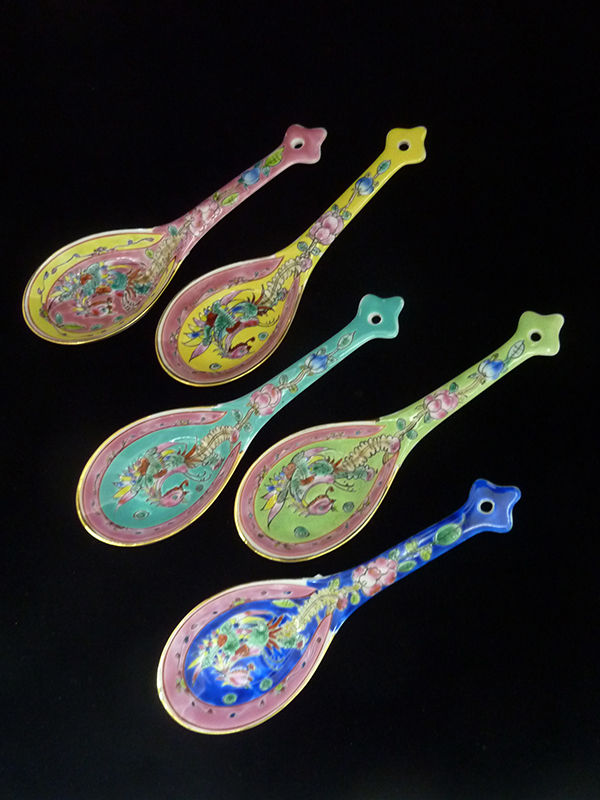 Thumbnail: Peranakan Rice Spoon GoldRim (1pc)
