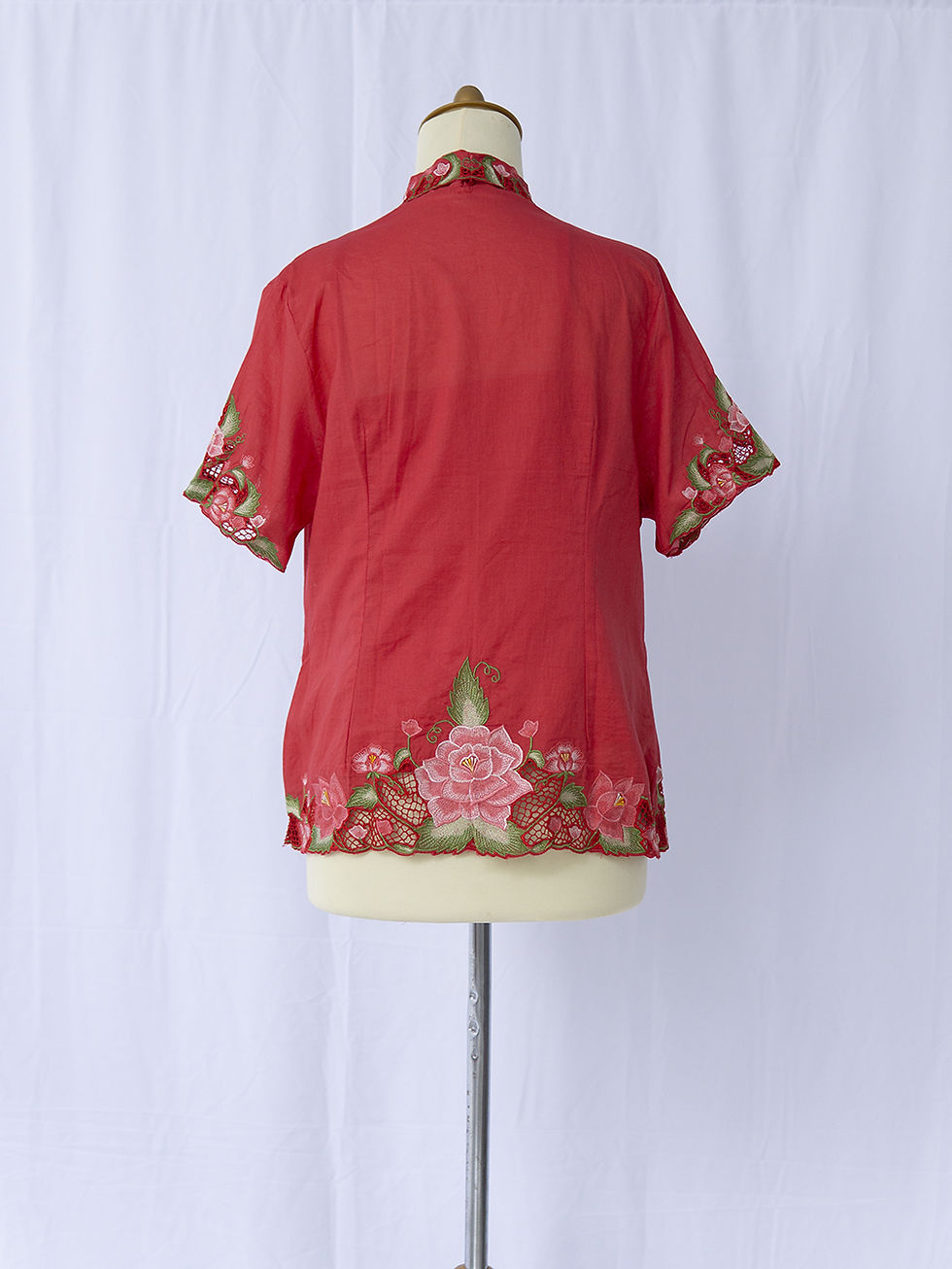 Thumbnail: Size L Short Sleeve Kebaya with Camisole Red