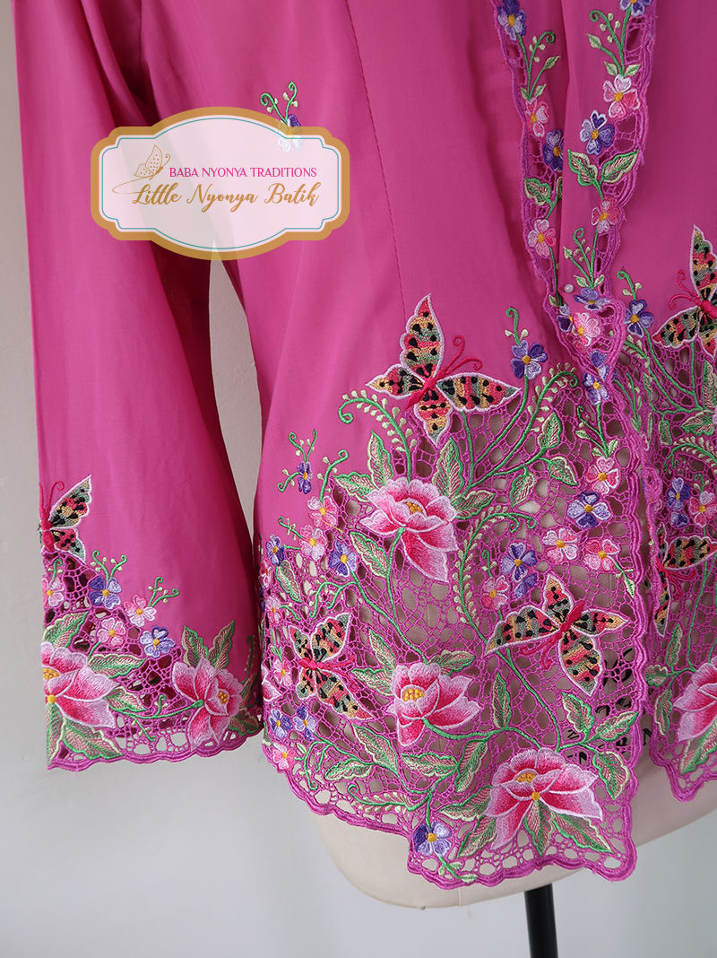 Thumbnail: Size L H: Butterfly in Bubblegum Pink Kebaya