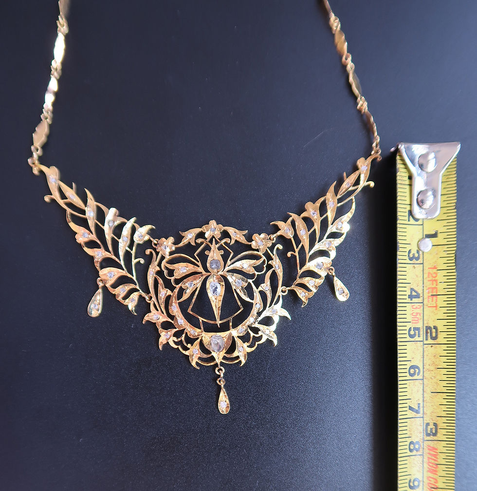 Thumbnail: Vintage: Insect Gold Necklace with intan in 12k