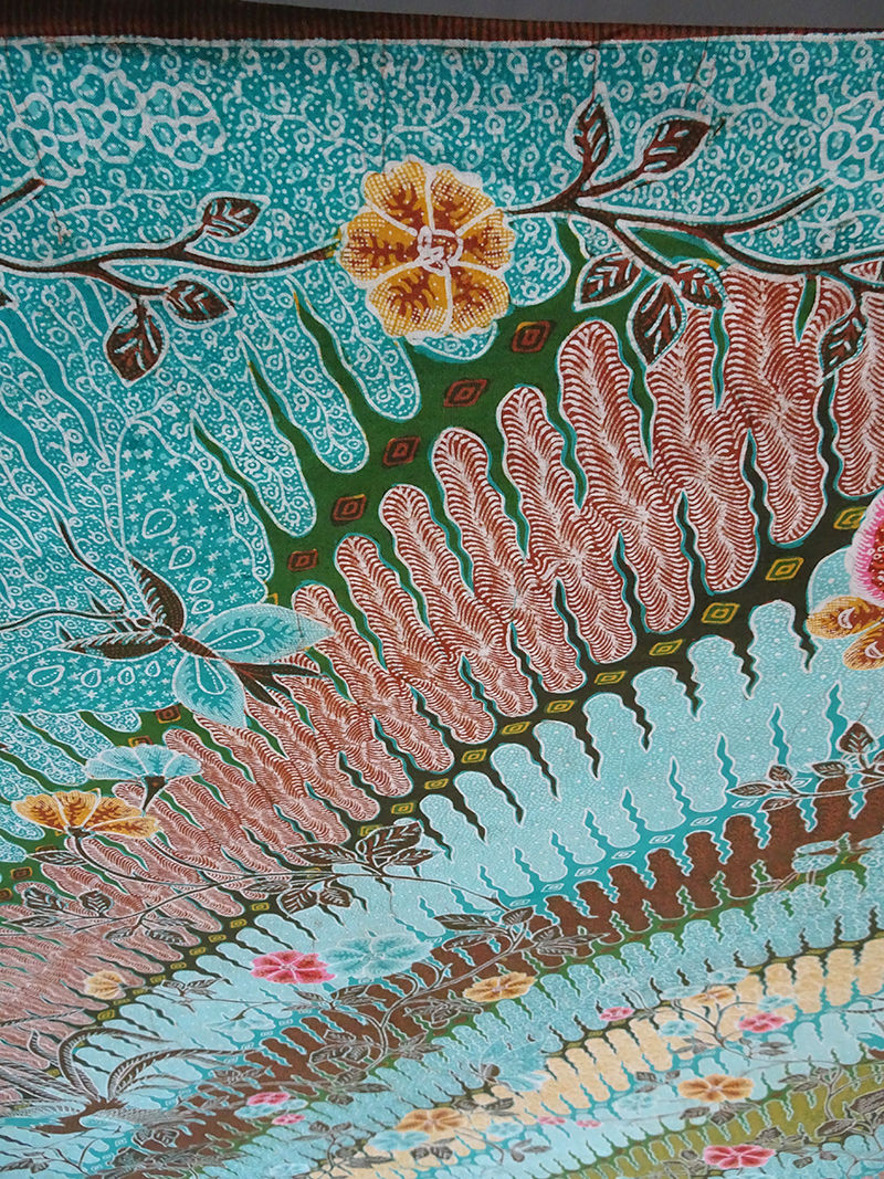 Thumbnail: Hand-drawn Batik Sarong Turquoise Bird 2 Sided Liem Ping Wie