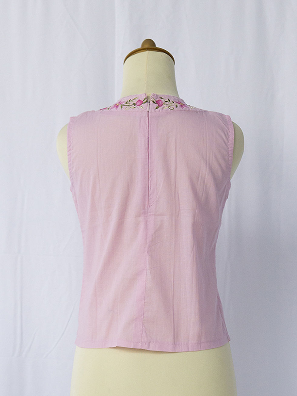 Thumbnail: Size XS Sleeveless Cotton: Embroidered Collar Crop Top Baby Pink