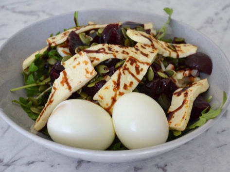 Beetroot & Haloumi Salad