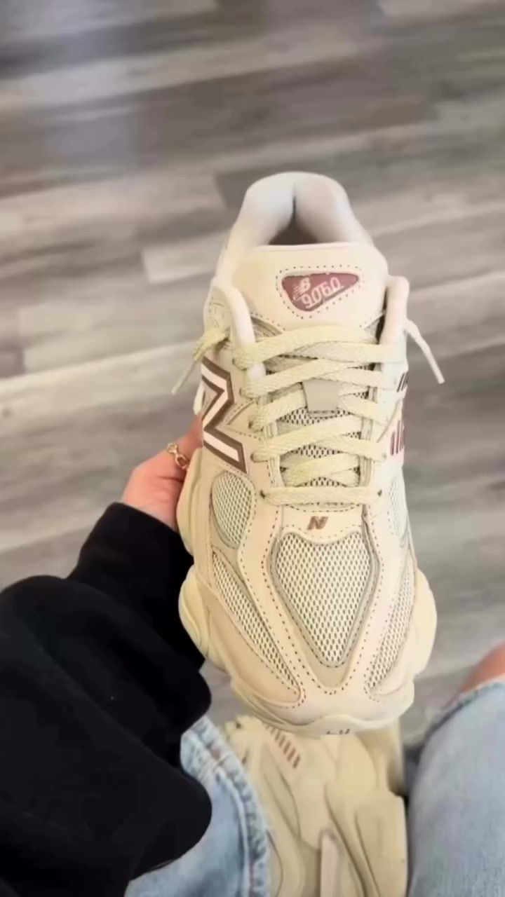 Thumbnail: New Balance 9060