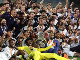 Corinthians vence Vasco e conquista tetracampeonato da Copa do Brasil