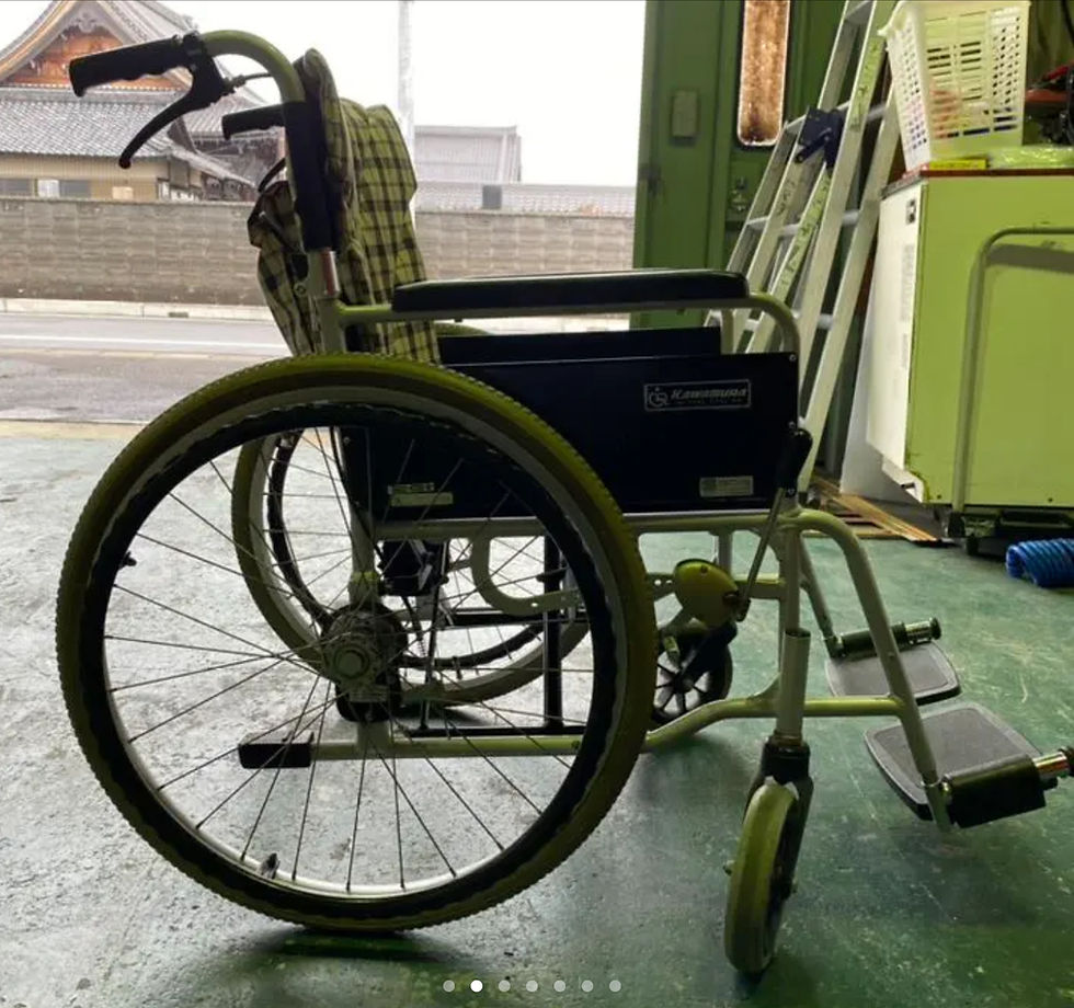 サムネイル： KAWAMURAの車椅子