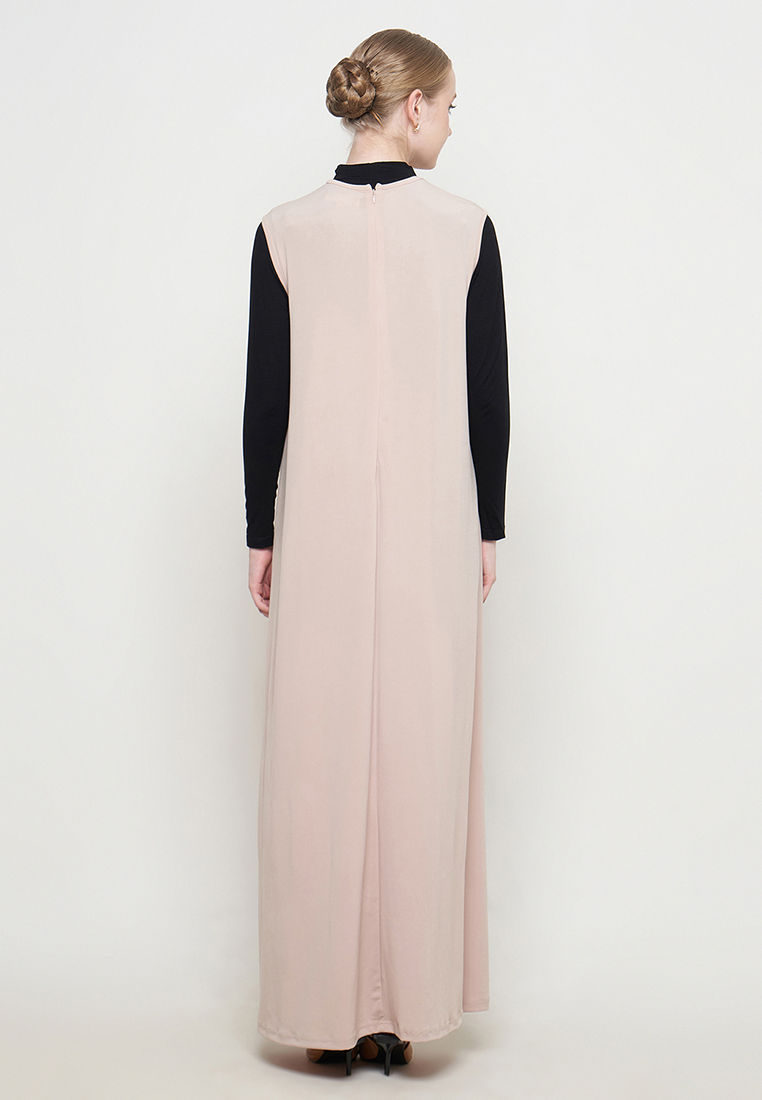 Thumbnail: Sleeveless Round Neck Abaya Inner Dress - Nude
