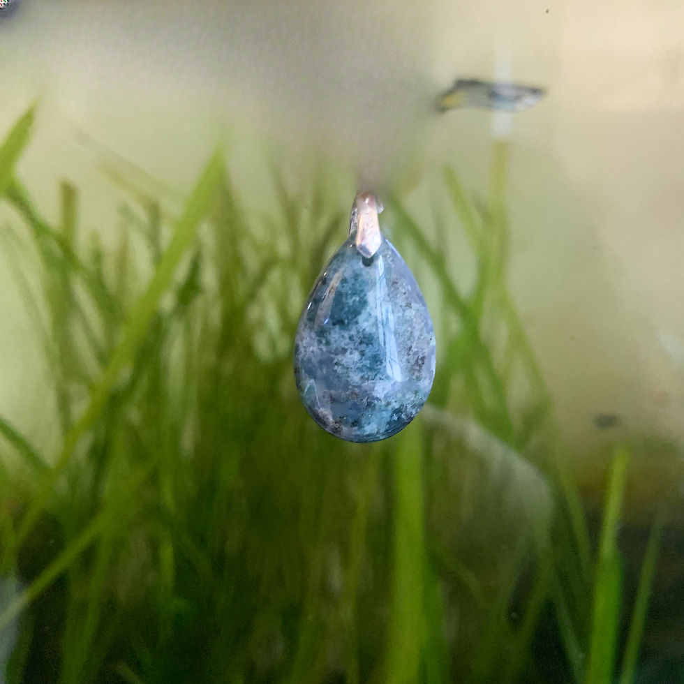 Pendentif goutte agate mousse