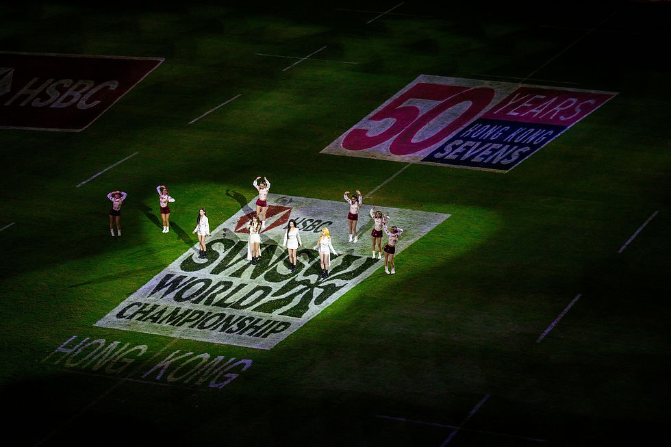 國泰/滙豐香港國際七人欖球賽不知不覺來到第50屆,場地或表演的人事物已然迥異,不變的卻是運動員的拼搏,以及球隊中代代相傳對運動的熱情與堅持。