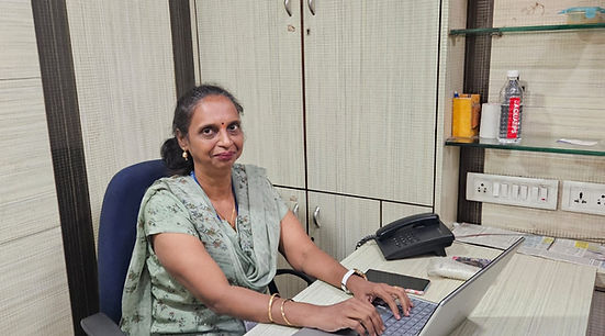 EA to director(Meenakshi Elle).jfif