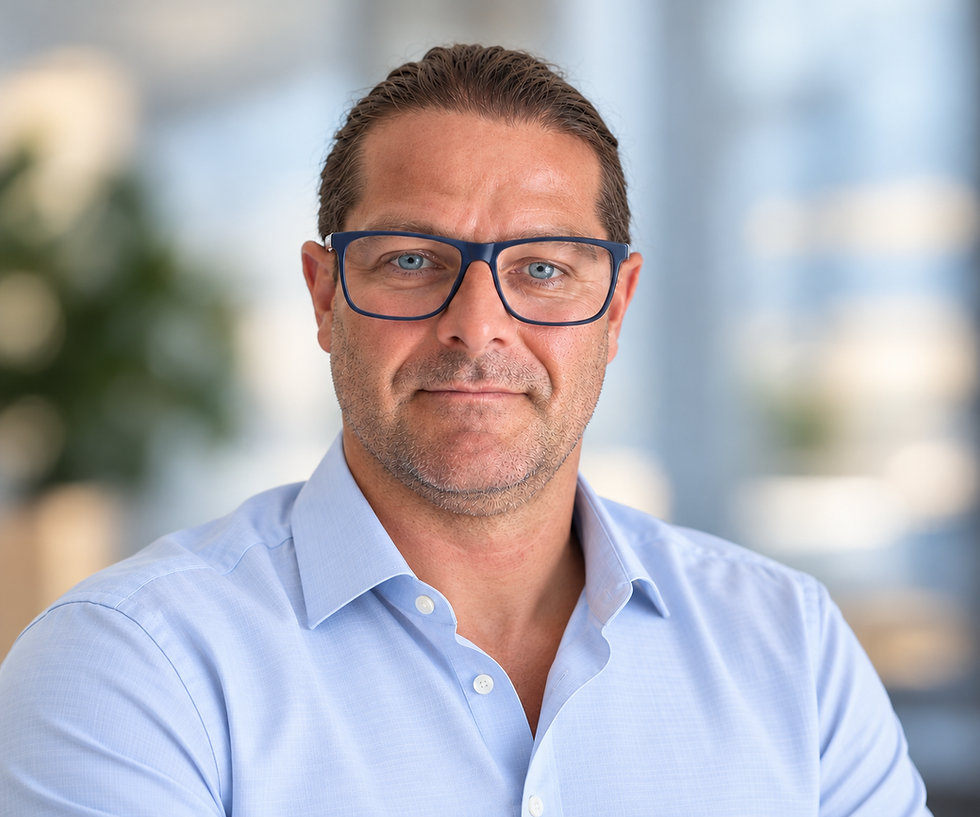 Martin Schnarwiler – Geschäftsführer von Kureo, Experte für Betriebsmanagement und Sicherheit in Schwimmbädern.