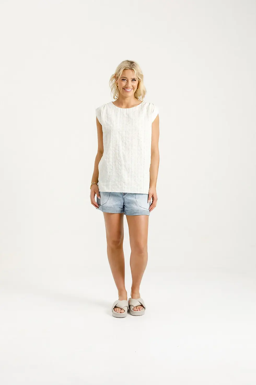 Thumbnail: HomeLee Daisy Top - Cream Daisies