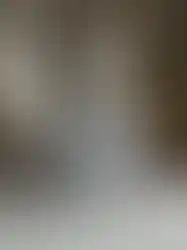 Marble-effect sculptural candles