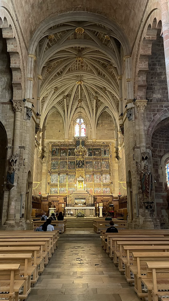 Lugares que ver en León - Basílica de San Isidoro