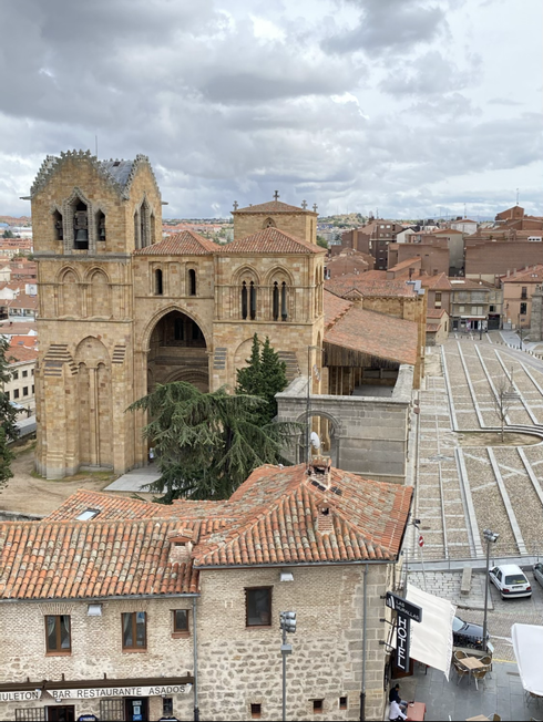 Lugares que ver en Ávila - Basílica San Vicente en Ávila