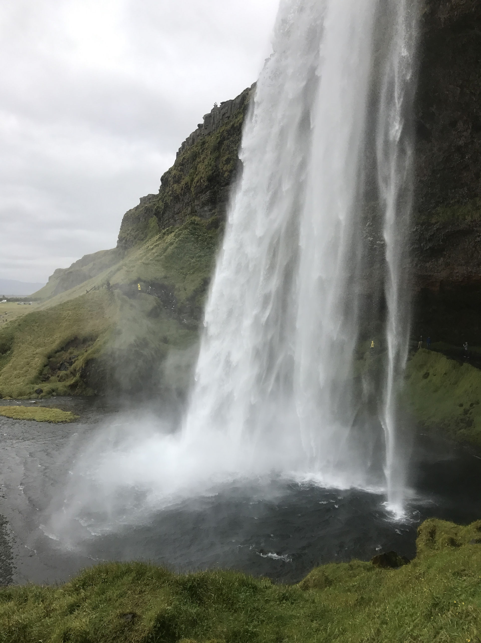 Lugares que ver en Islandia - Cascada de Seljalands