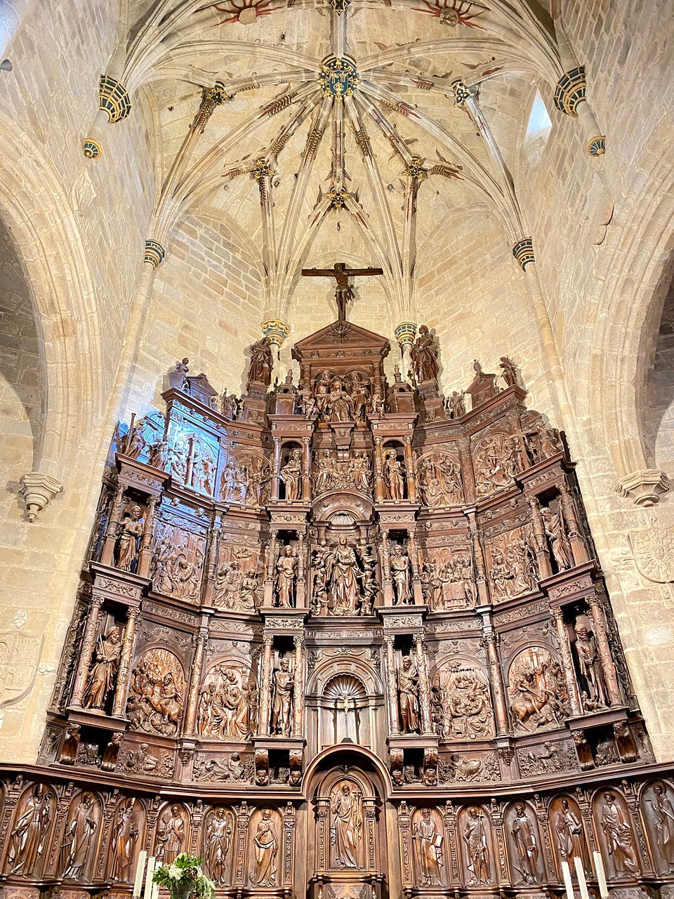 Lugares que ver en Cáceres - Retablo de la Concatedral de Cáceres