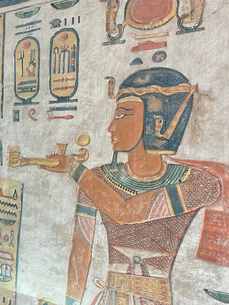 Representaciones egipcias en la tumba QV44 en Luxor