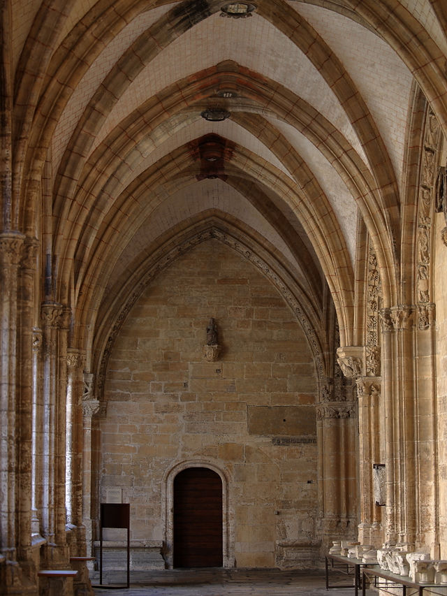 Lugares que ver en Oviedo - Museo Arqueológico
