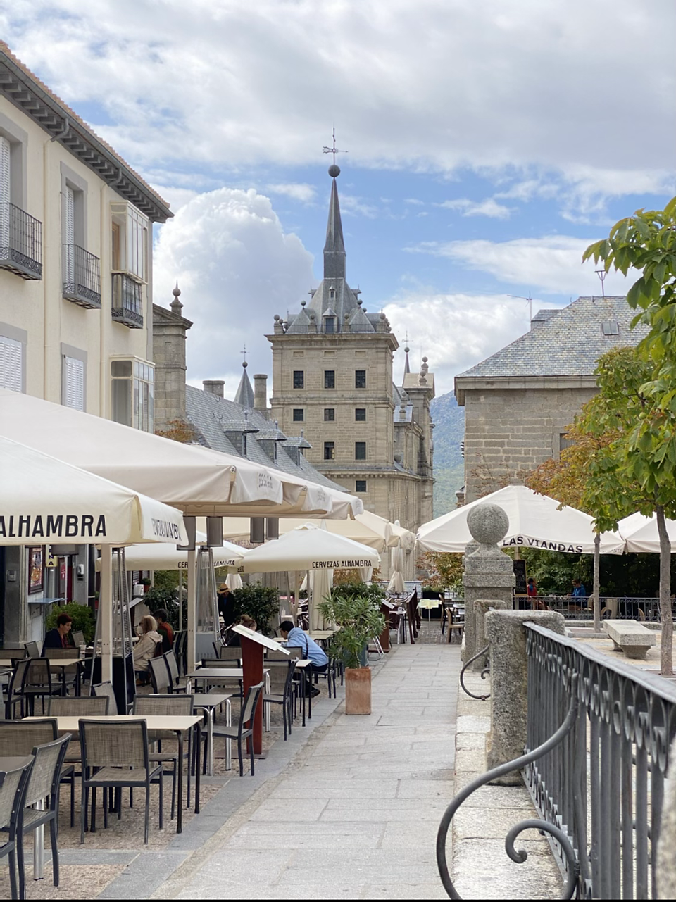 Plaza de la Constitución en El Escorial