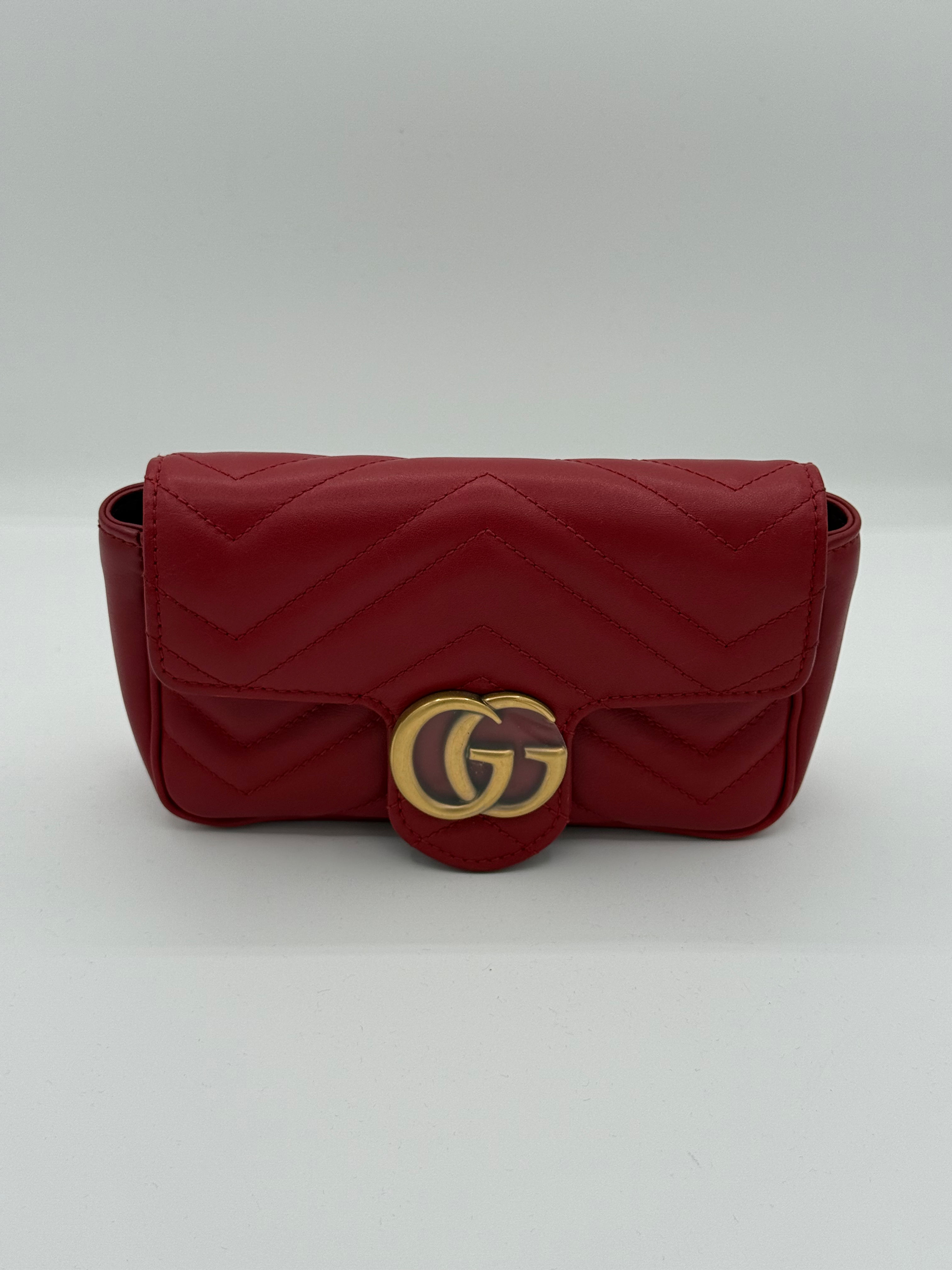 Preowned Gucci Mini Red Leather Bag