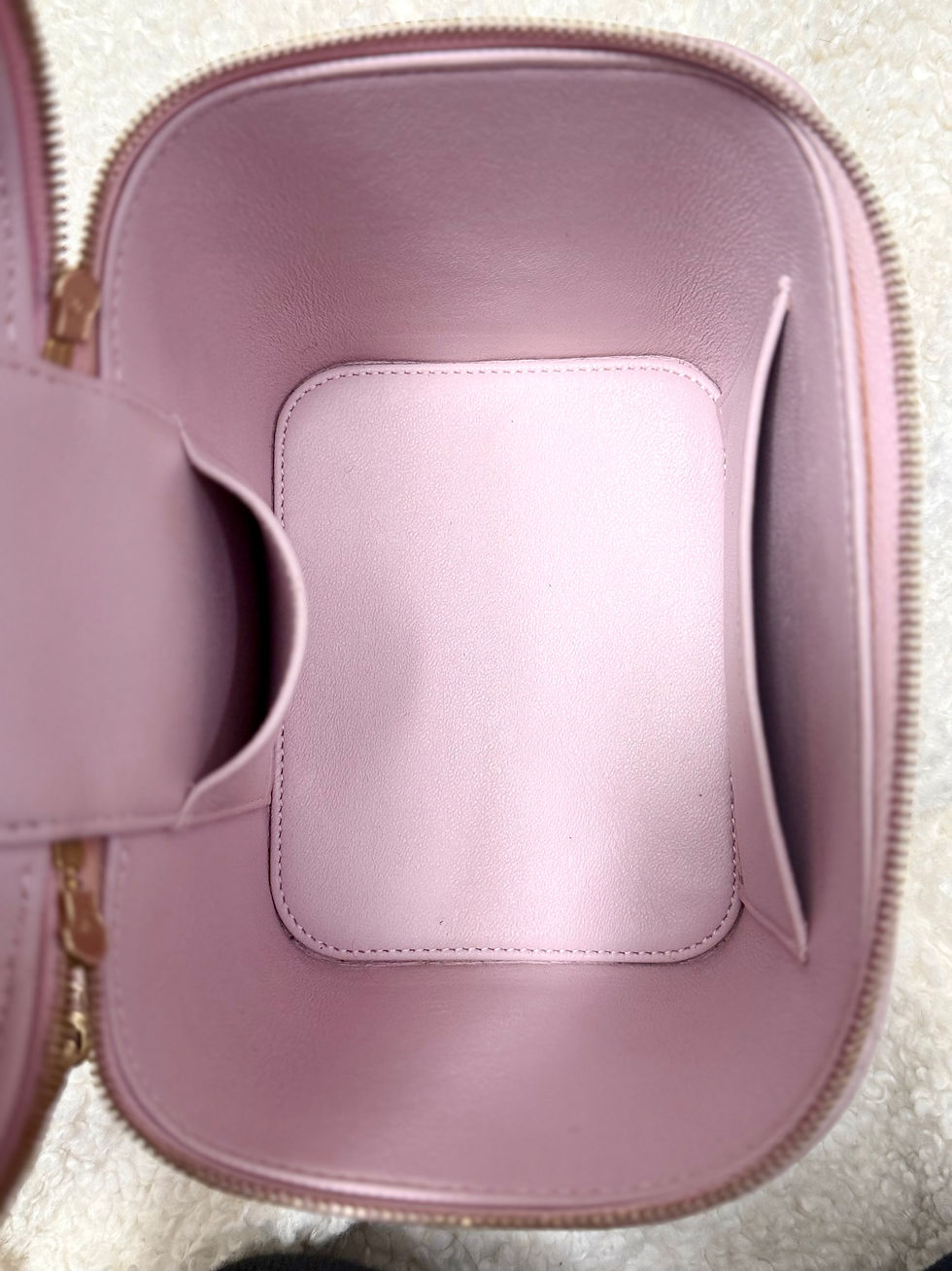 Thumbnail: Chanel Pink Top Handle Vanity 
