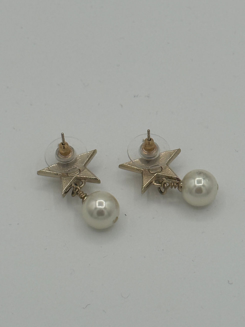 Thumbnail: Preowned Chanel Star And Pearl Earrings 