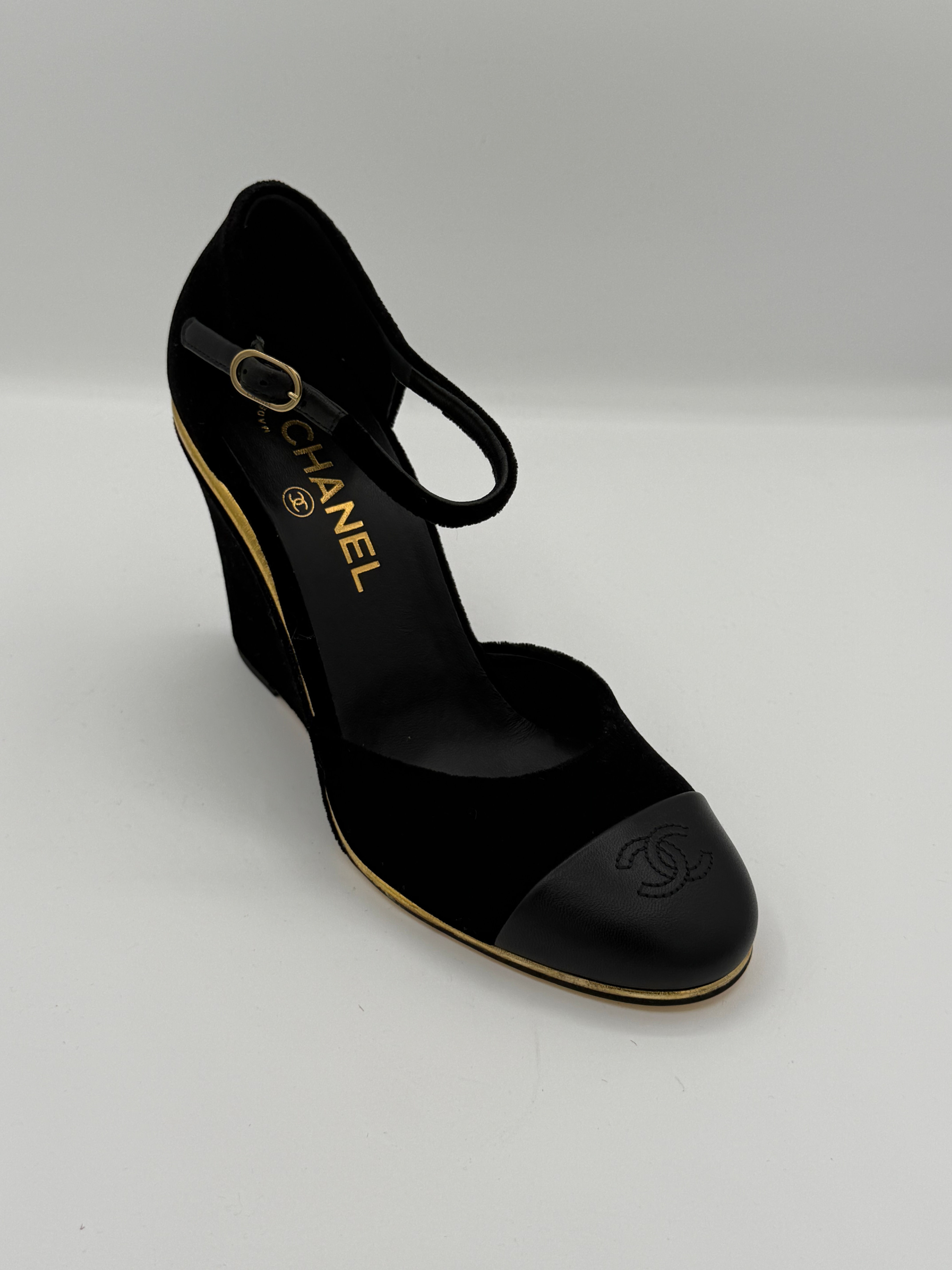 Chanel Suede Cap Toe Wedge Pumps. Sz 37.5
