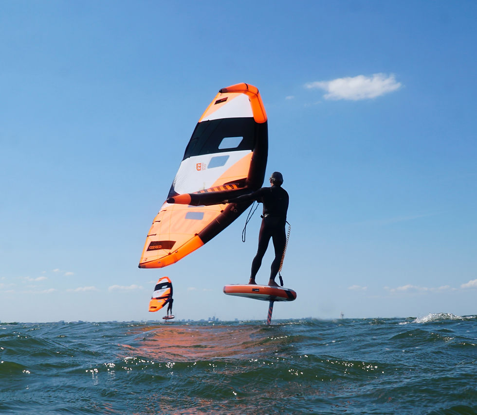 Wingfoil les op opblaasbare boards van RRD