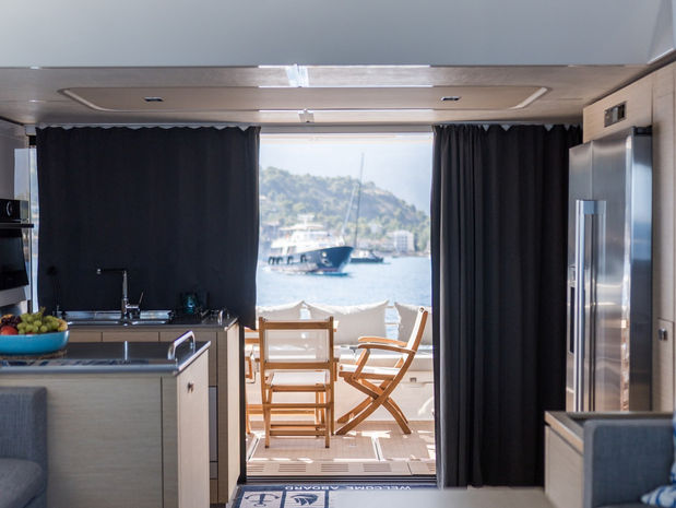 Kairos Motor Catamaran - Port de Sóller - Perfect Charter Mallorca.jpg