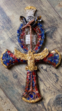 Lapis Lazuli, Corail et Jaspe Rouge, Cristal de Roche, Tourmaline, Quartz blanc