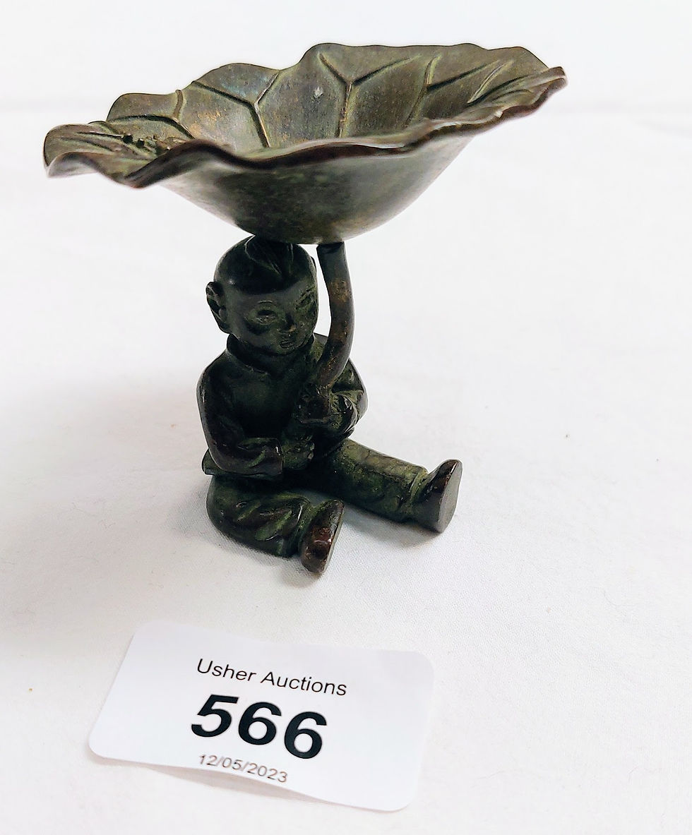 566