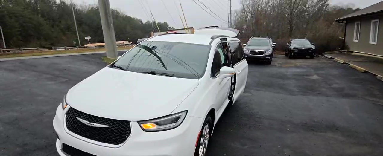 2022 CHRYSLER PACIFICA TOURING L