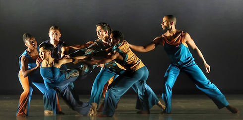 distance-between-alvin-ailey-american-dance-theater-by-matthew-neenan-01.jpg