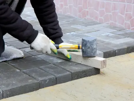 Best Rubber Mallets for Flooring Contractors