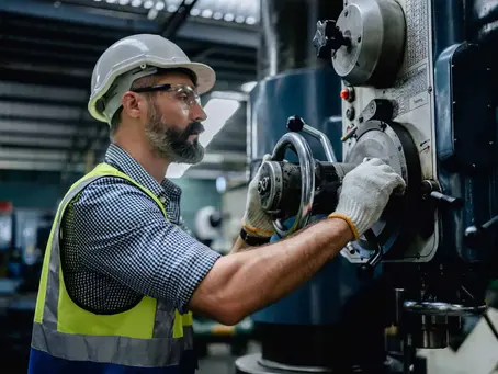 How To Get an Insurance Quote for a Millwright Business