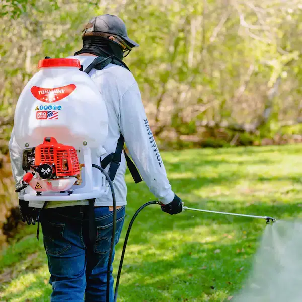 Best Backpack Sprayers for Landscaping Maintenance