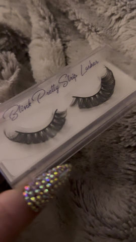 Thumbnail: Cat eye strip lashes 