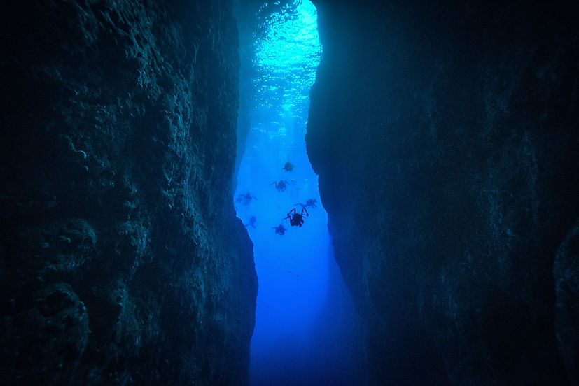 DEEP DIVING