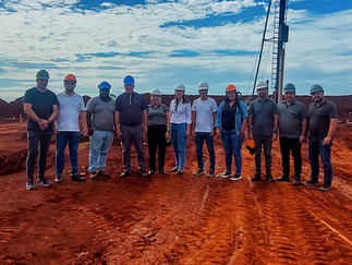 Representantes del Ejecutivo y Legislativo de Santa Helena - PR Supervisan el Avance de las Obras del Frigorífico FRIVATTI