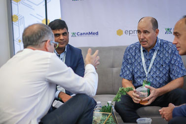 photo dec 09, 7 45 17 pm.jpg