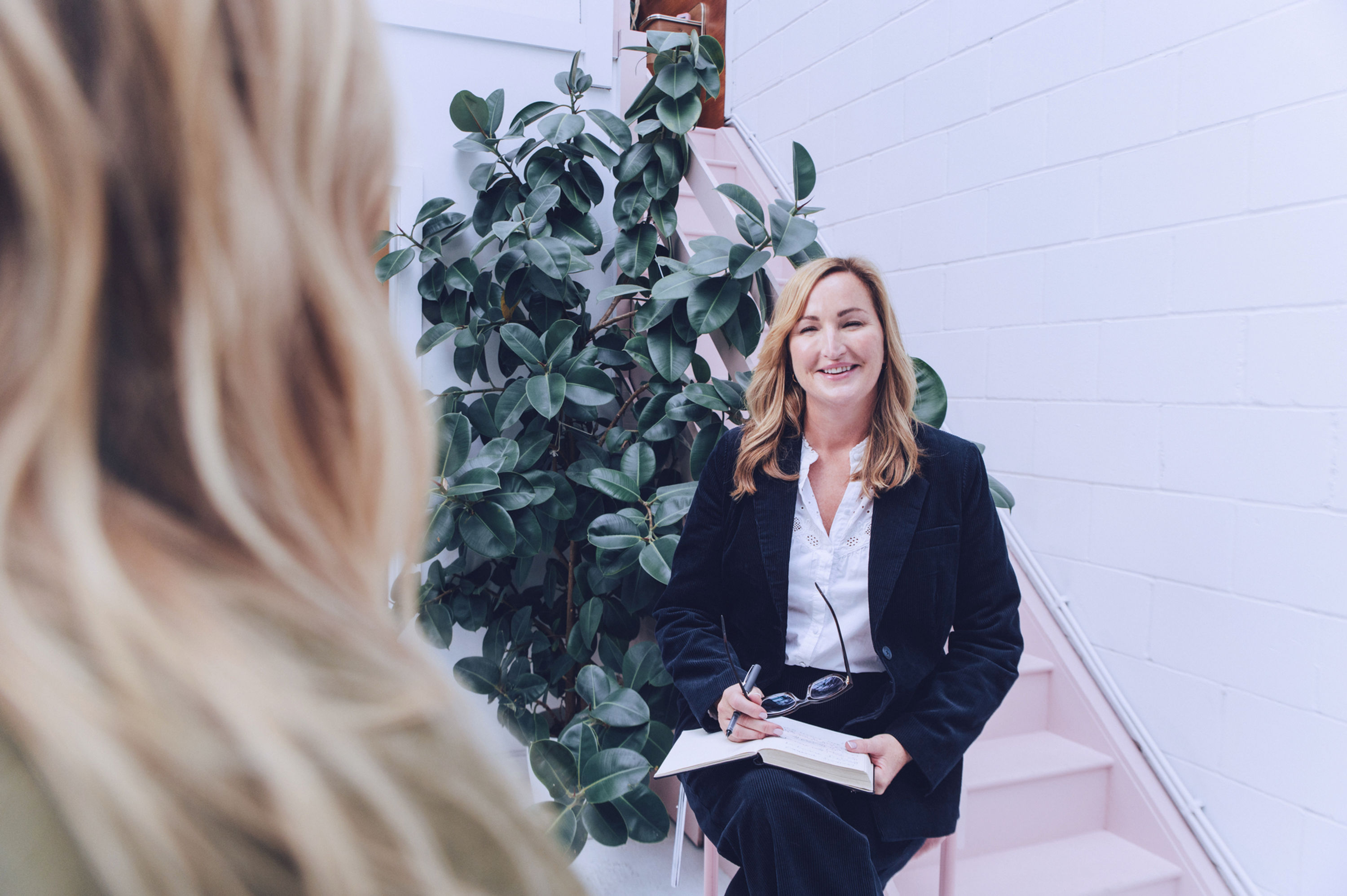 Natasha Blunt coaching – Offering encouragement and guidance to a client during a session