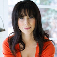 Tara Langella Headshot