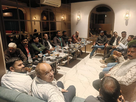 भारतीय जन उद्योग व्यापार मंडल द्वारा नववर्ष 2026 के पावन अवसर पर आज जानकीपुरम स्थित असेंबल कैफे में पत्रकार बंधुओं के सम्मान में एक सादर चाय पार्टी एवं संवाद कार्यक्रम का भव्य आयोजन किया गया।