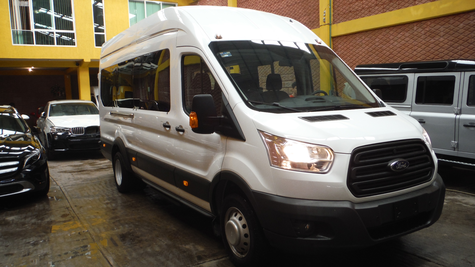 Ford transit 18