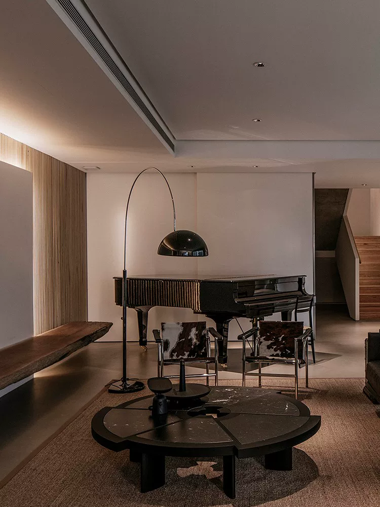 Hình thu nhỏ: Đèn cây Oluce Coupe FL-120